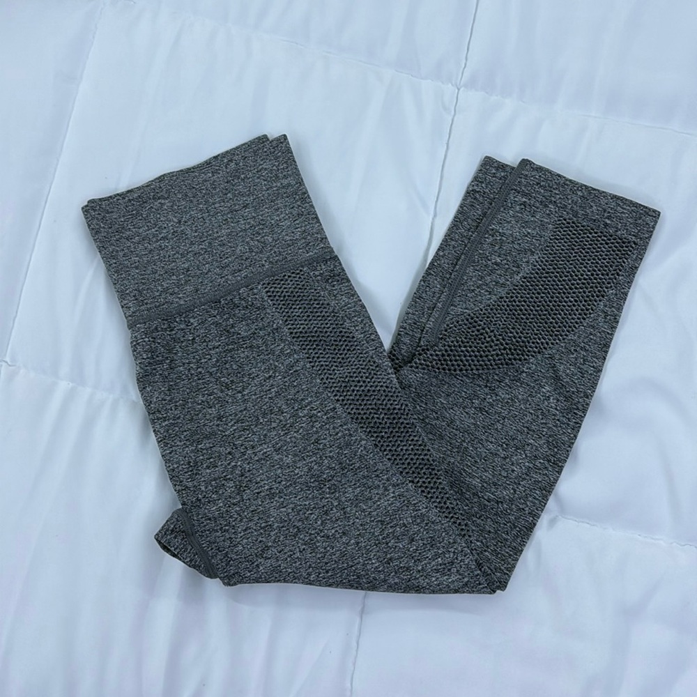 SHEIN Capri Leggings